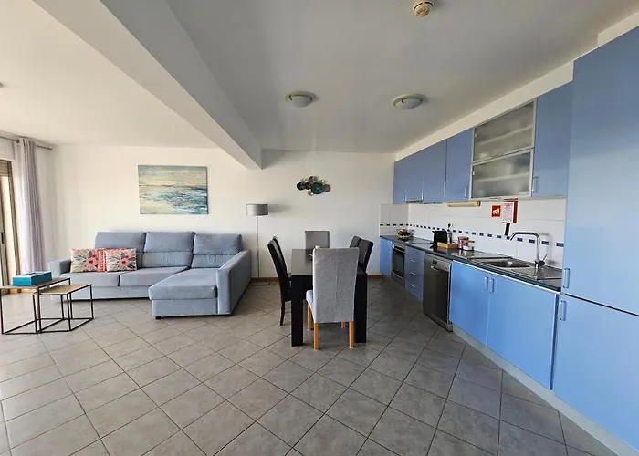 Blue Serenity Two Bedrooms Appartement *